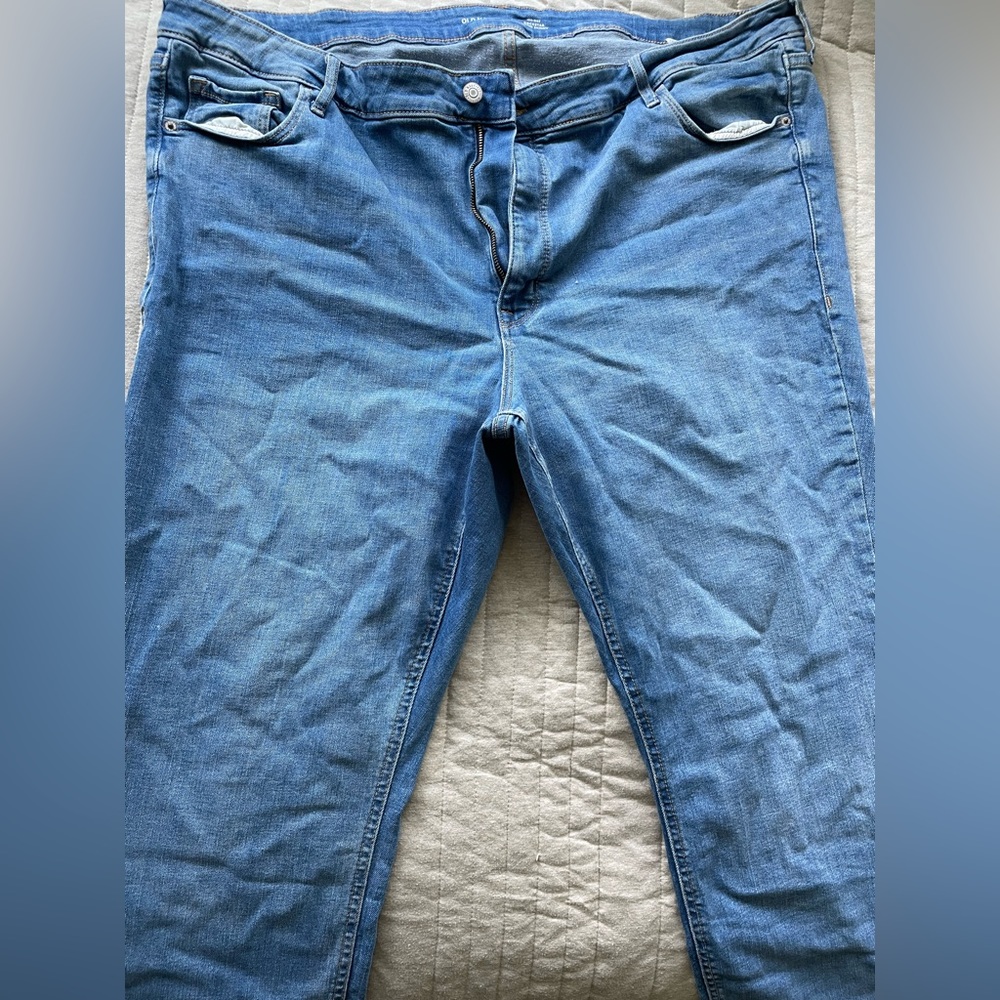Jeans - Picture 3 of 3